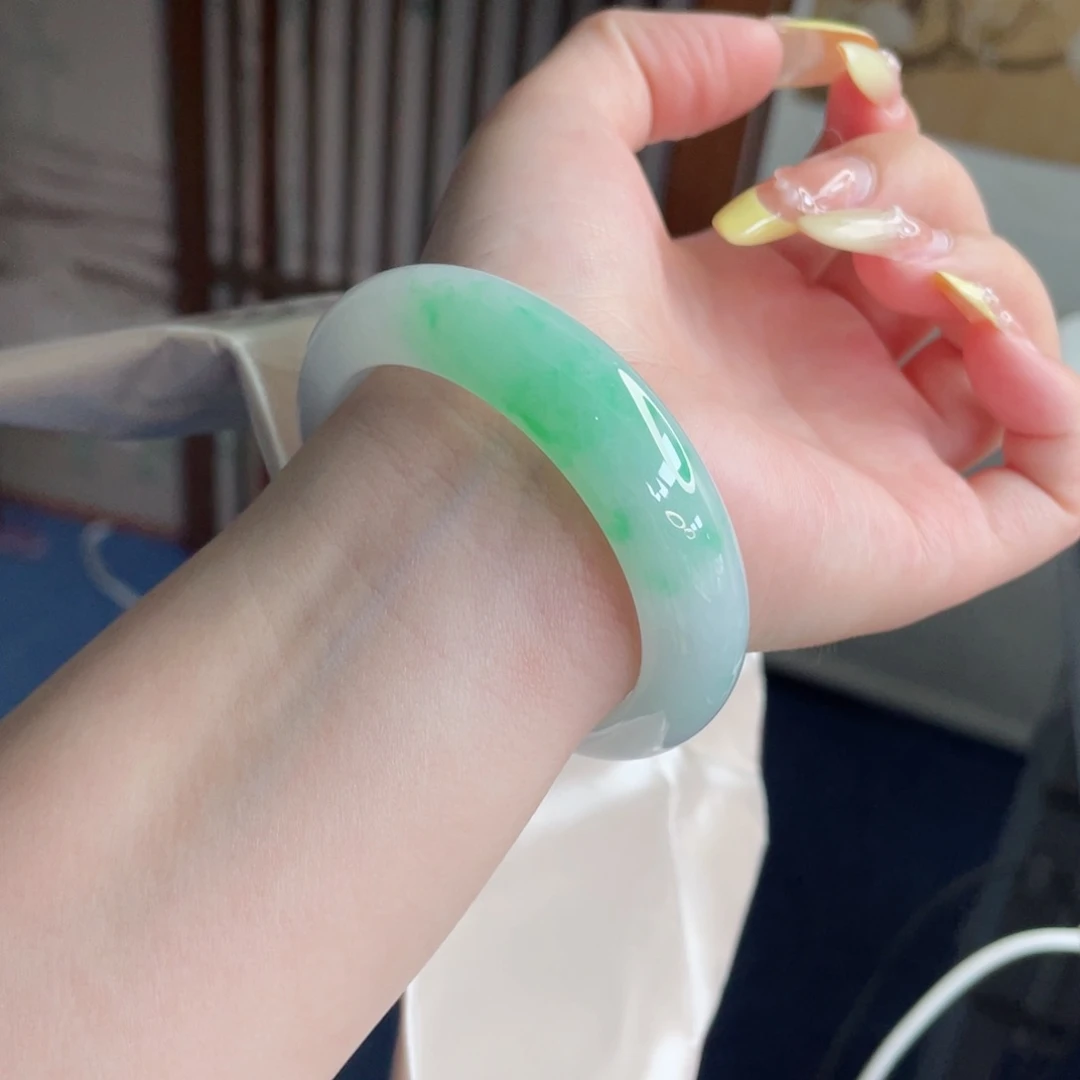 未镶嵌手镯翡翠52.5阳春白雪 点翠值千金 中万战斗机1号