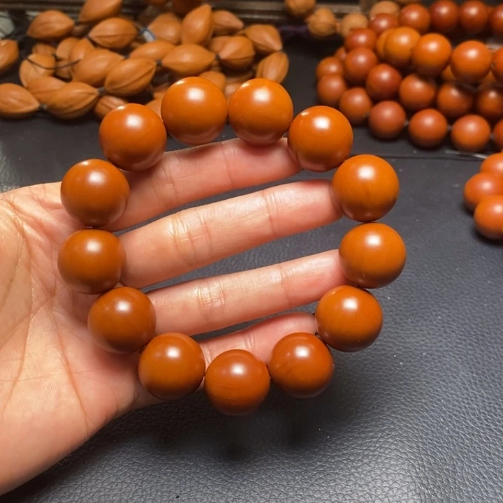 橄榄核吊坠1.85尺寸树王光珠全品