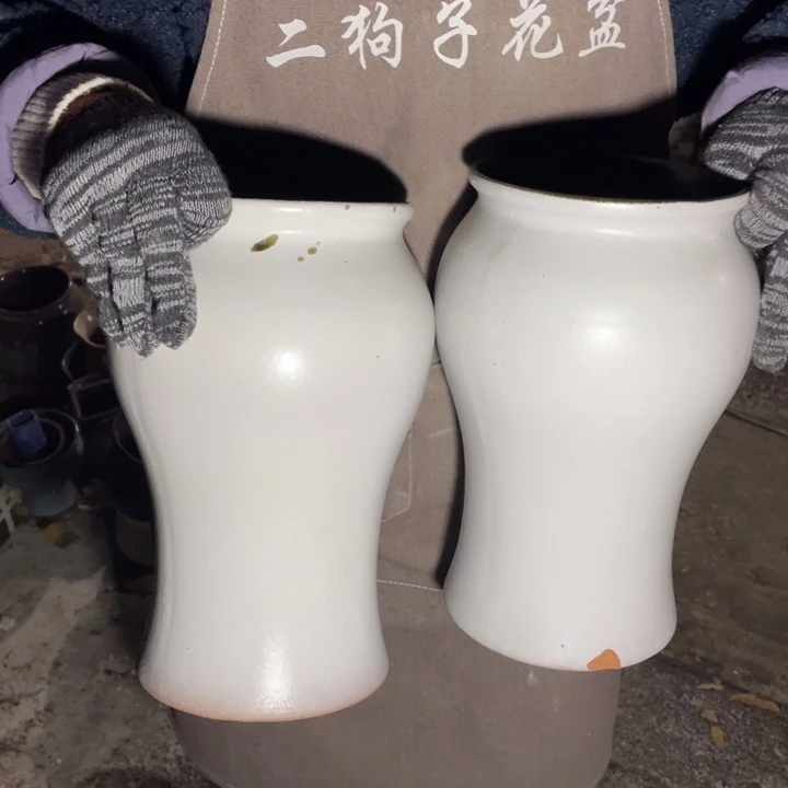 紫砂花盆口15高28瑕疵瑕疵