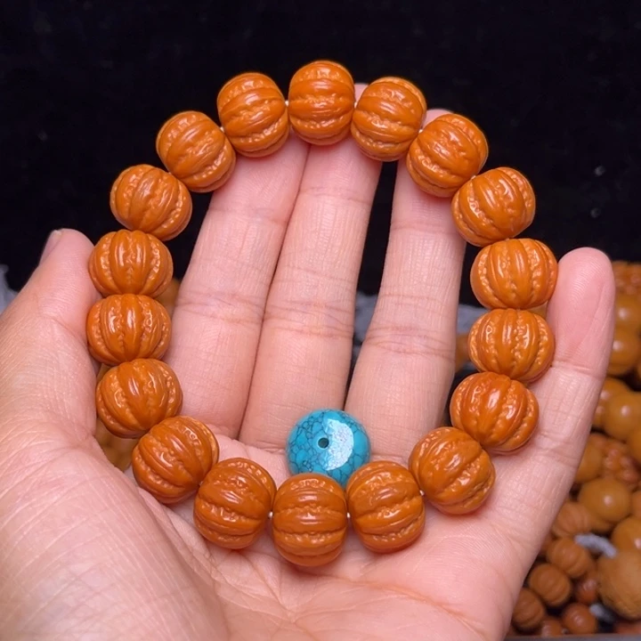 吊坠猴头核桃16八愣头货串绿