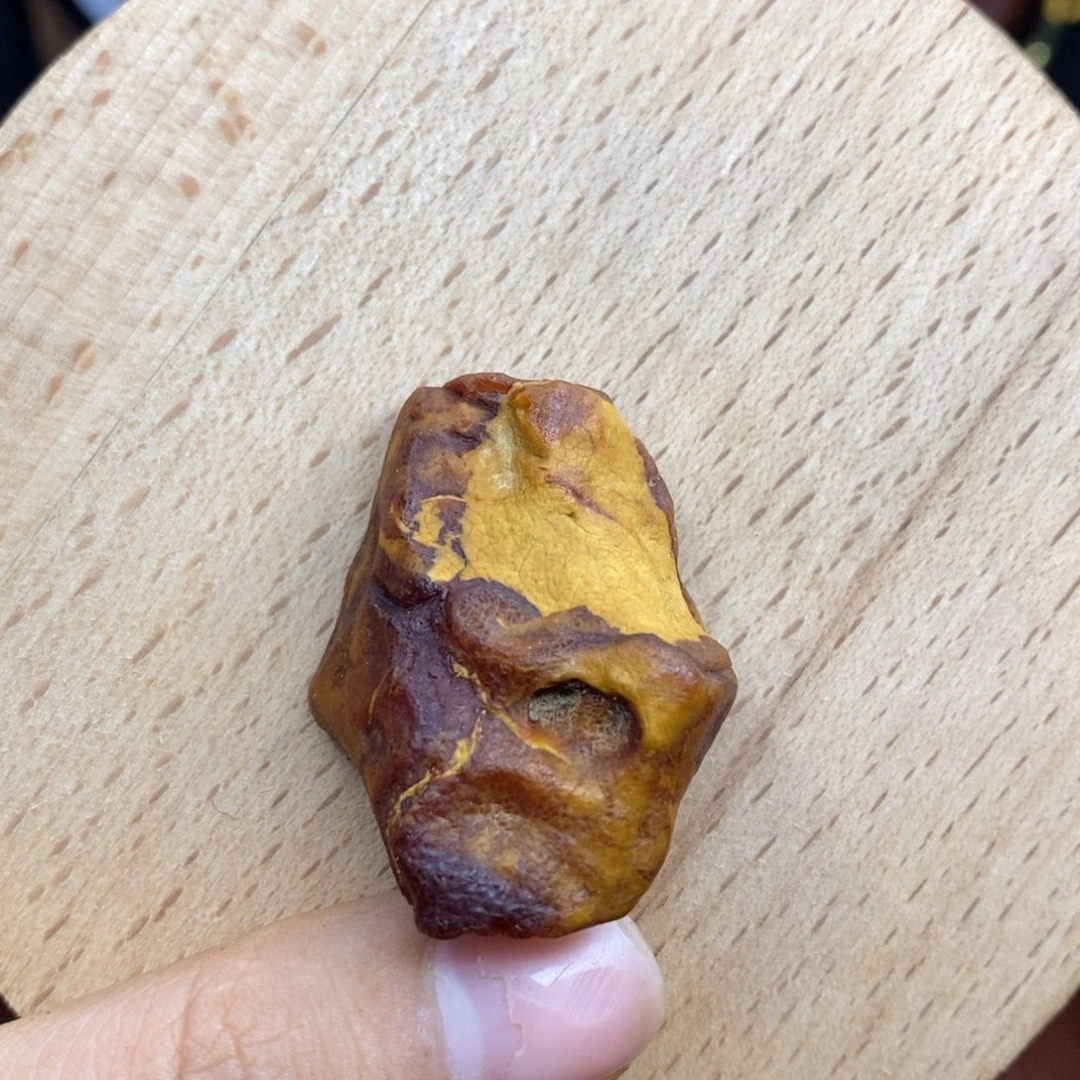 定制琥珀未镶嵌梨