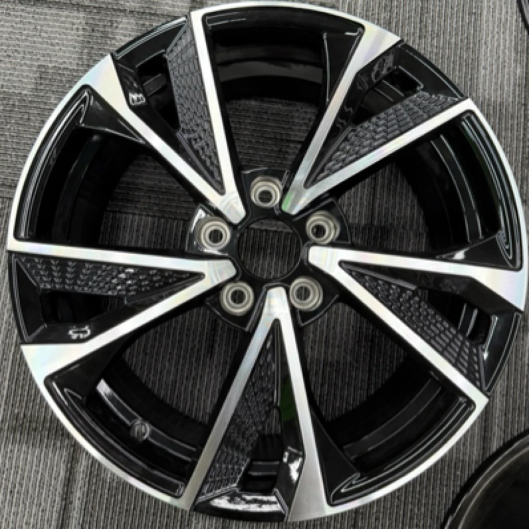 龙鳞刀锋黑底拉丝