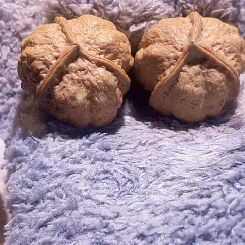 把件文玩核桃蝴蝶蟾三棱带彩37