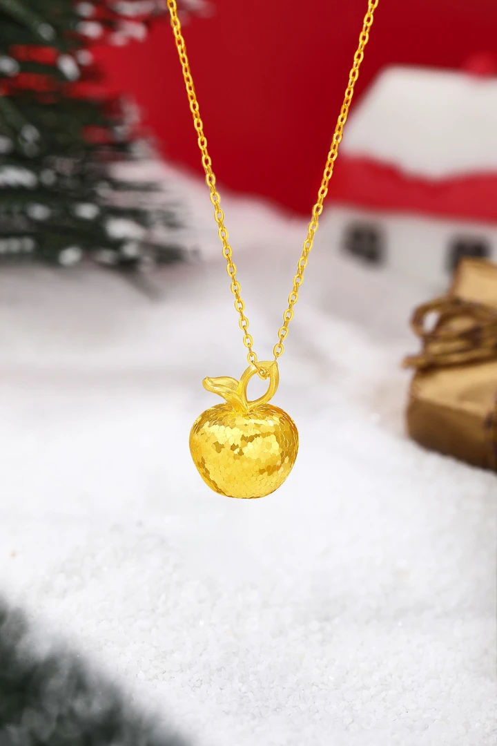 周大生足金黄金苹果吊坠轻奢爆闪送女友时尚首饰碎碎平安果岁岁