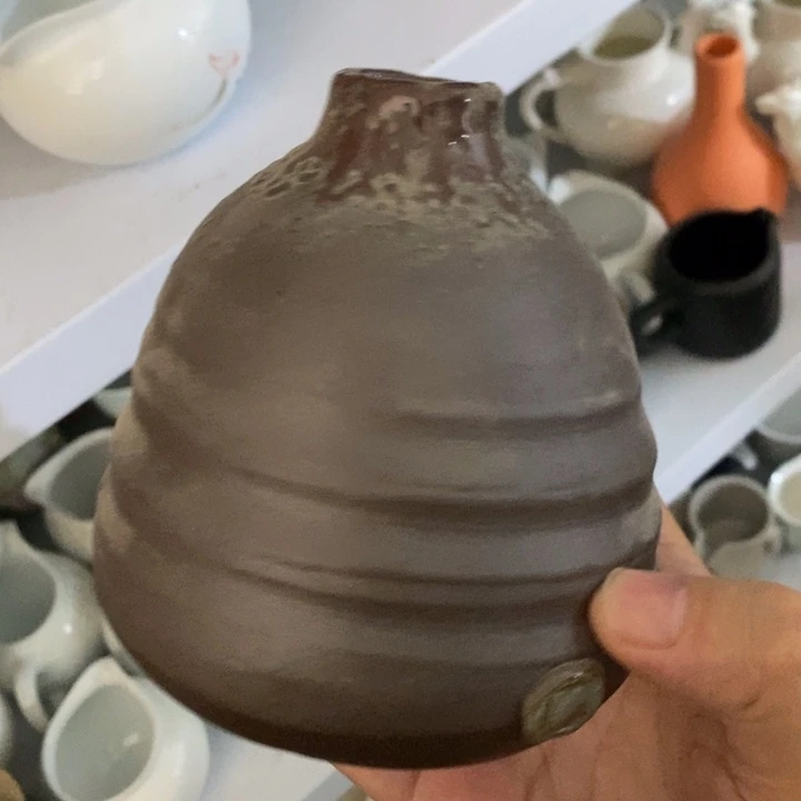 陶瓷艺术品及陶瓷壶壶