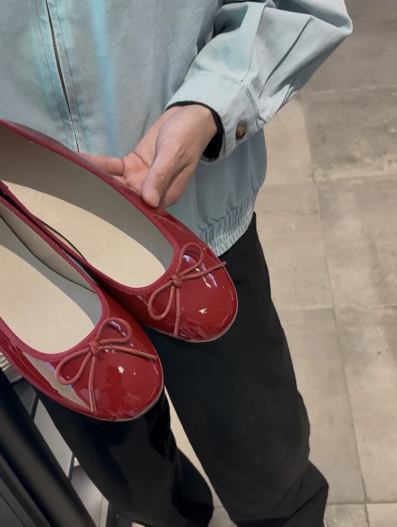 【显白酒红】圆头亮面平底蝴蝶结春夏超显小单鞋女通勤鞋