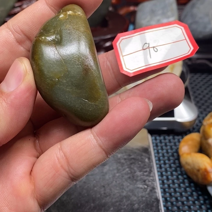 未镶嵌和田玉把件90