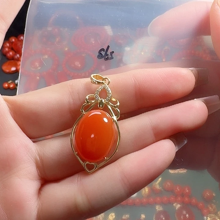 南红玛瑙银S925镶嵌吊坠