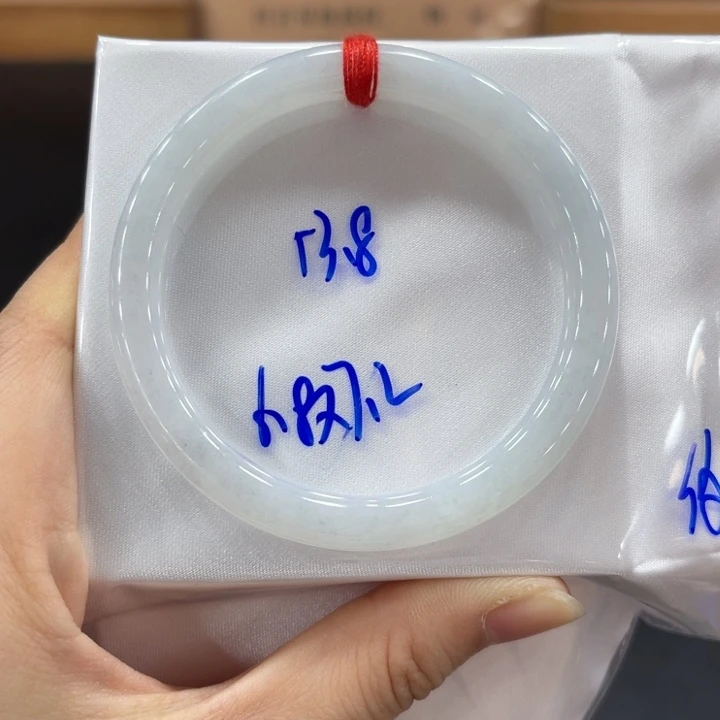 未镶嵌手镯翡翠翡翠