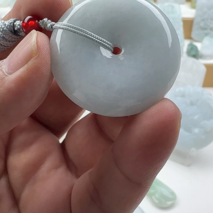 翡翠未镶嵌颈饰天然缅甸A货翡翠