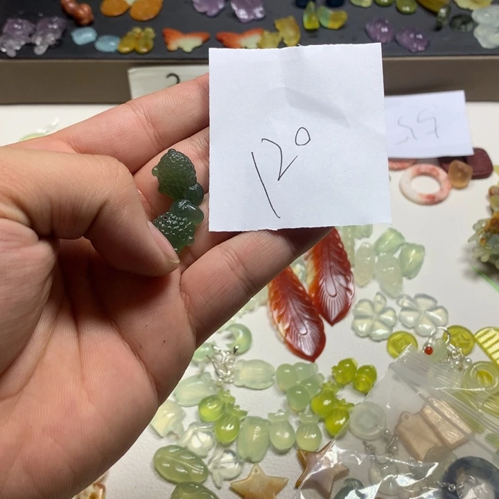 蛇纹石玉合金耳钉玉****名
