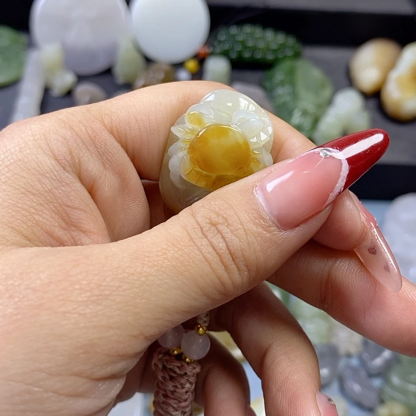 【闪购商品】和田玉颈饰未镶嵌暖**晚
