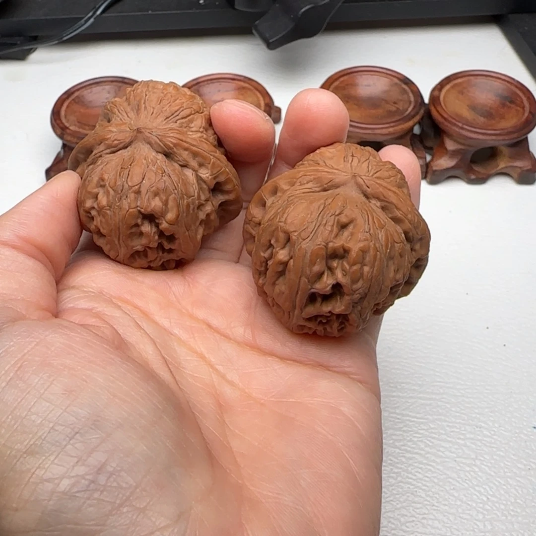 明***智文玩核桃吊坠平谷元宝43