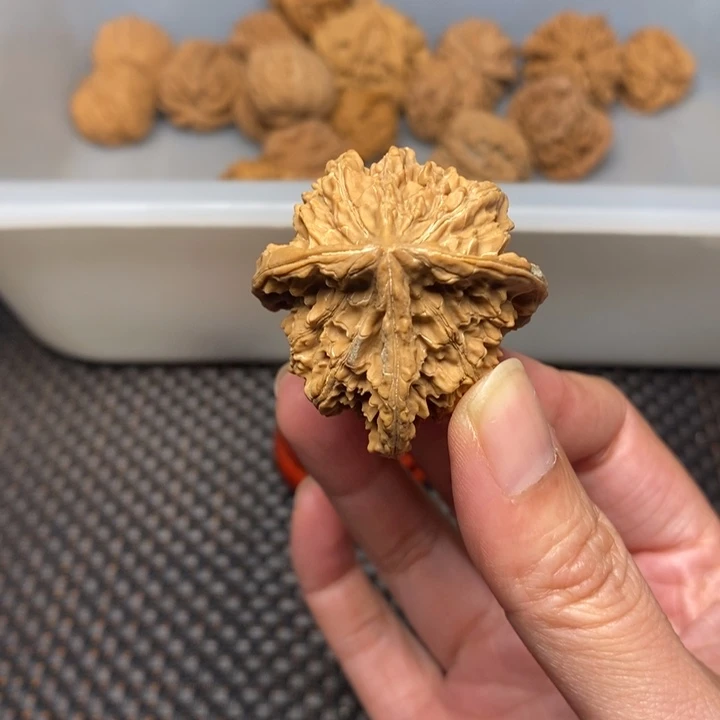加***鲁吊坠文玩核桃文玩核桃异形单只