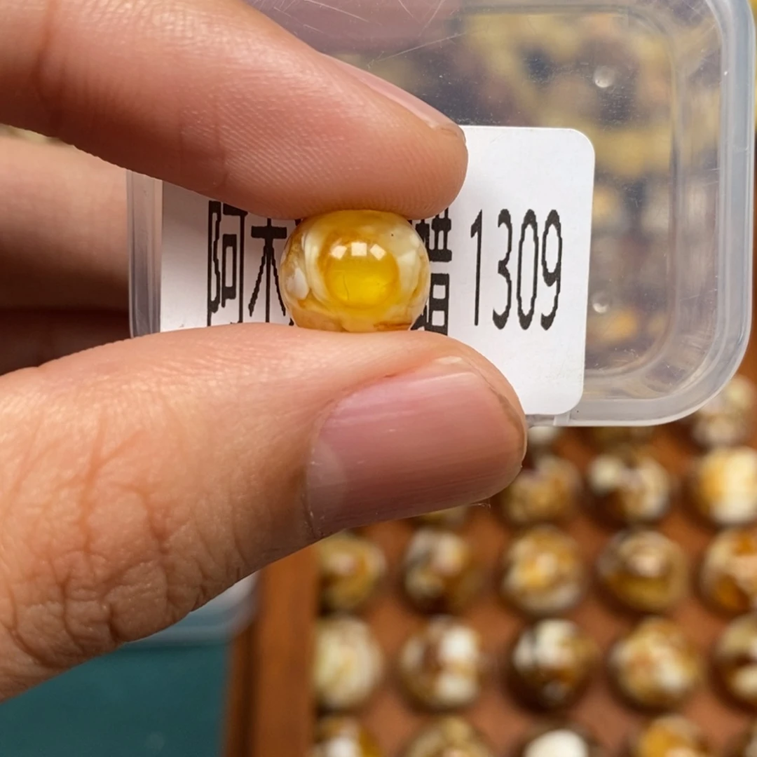 把件猴头核桃沁色圆珠老型1309