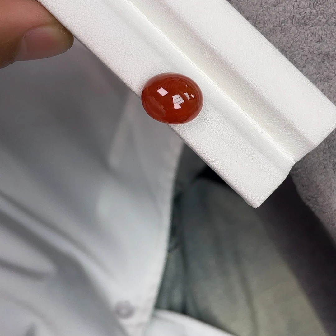 石榴石（芬达石）裸石未镶嵌15.2Ct。