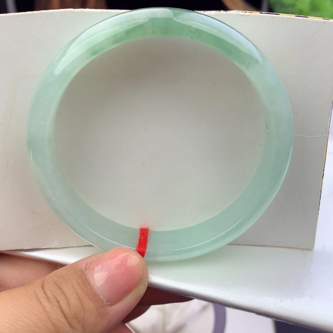 未镶嵌手镯翡翠纯天然