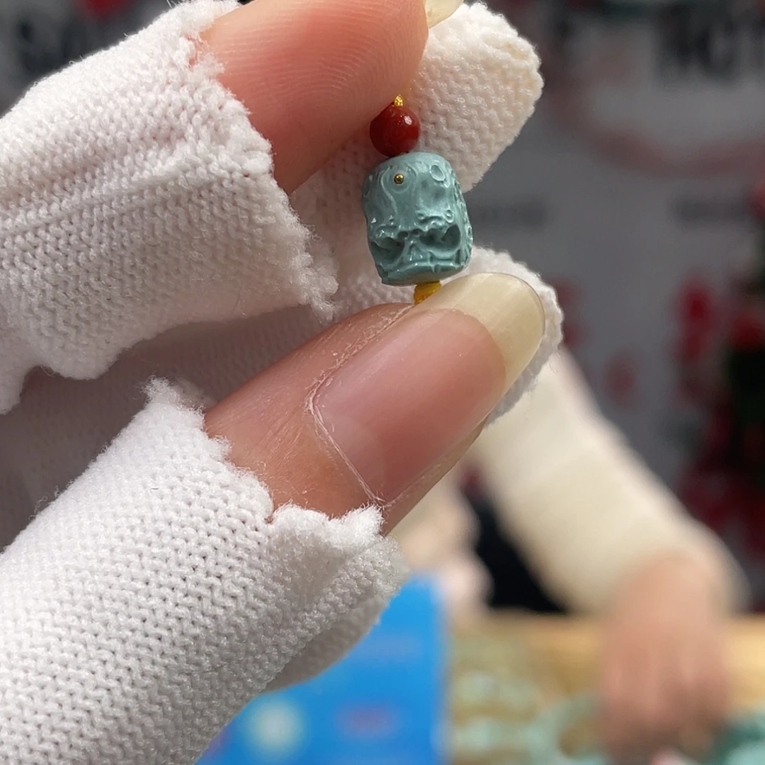 绿松石未镶嵌挂件