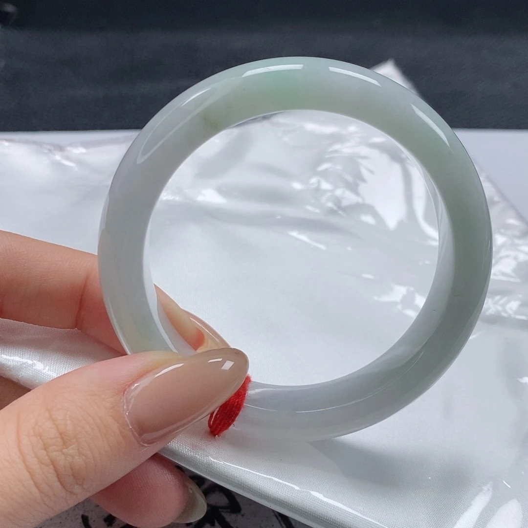 【闪购商品】翡翠手镯未镶嵌330号