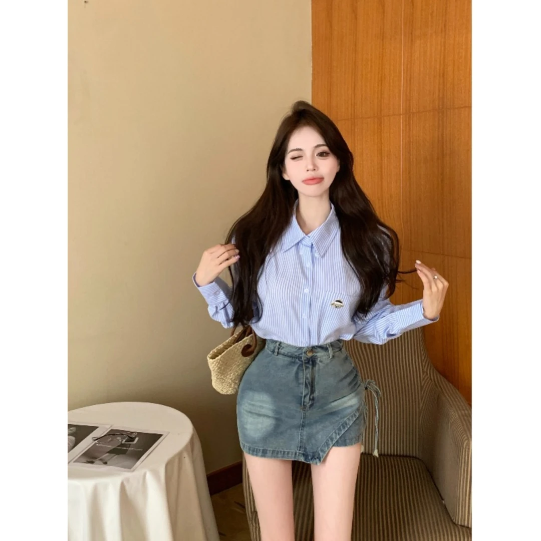 洋气衣服女士2025早秋新款辣妹宽松百搭条纹衬衫显瘦牛仔短裙裤