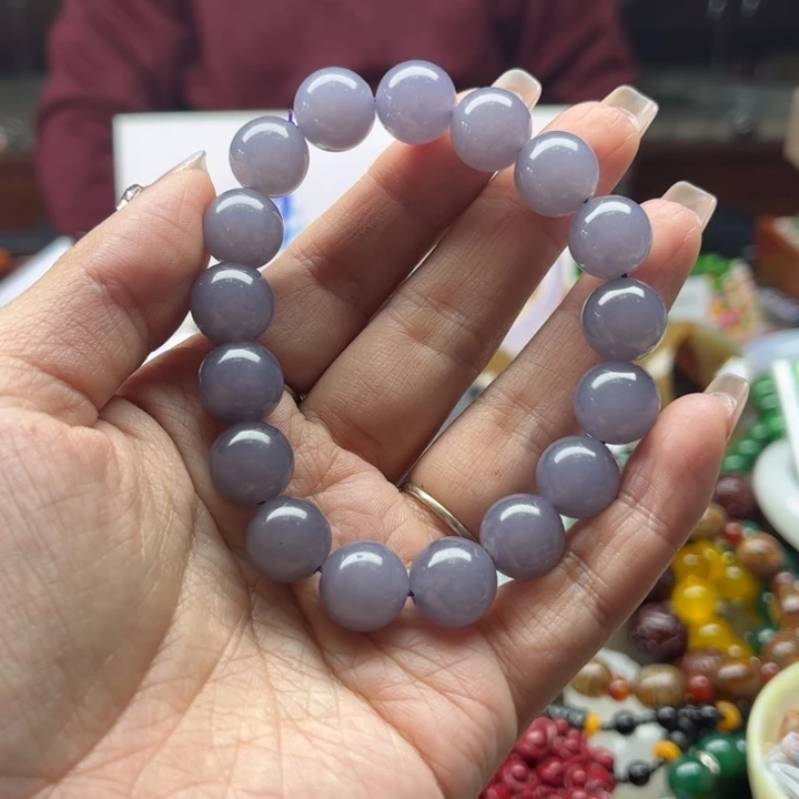 石英质玉颈饰未镶嵌