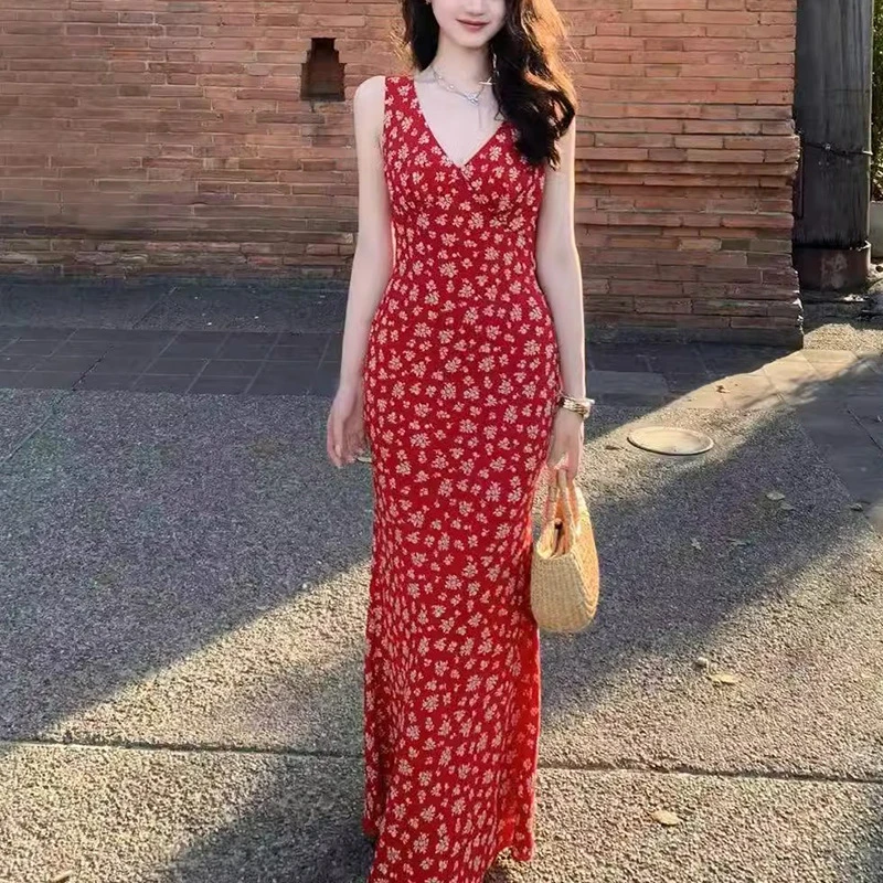 春天要穿碎花气质碎花连衣裙御姐风高腰修身显瘦无袖V领背心长裙