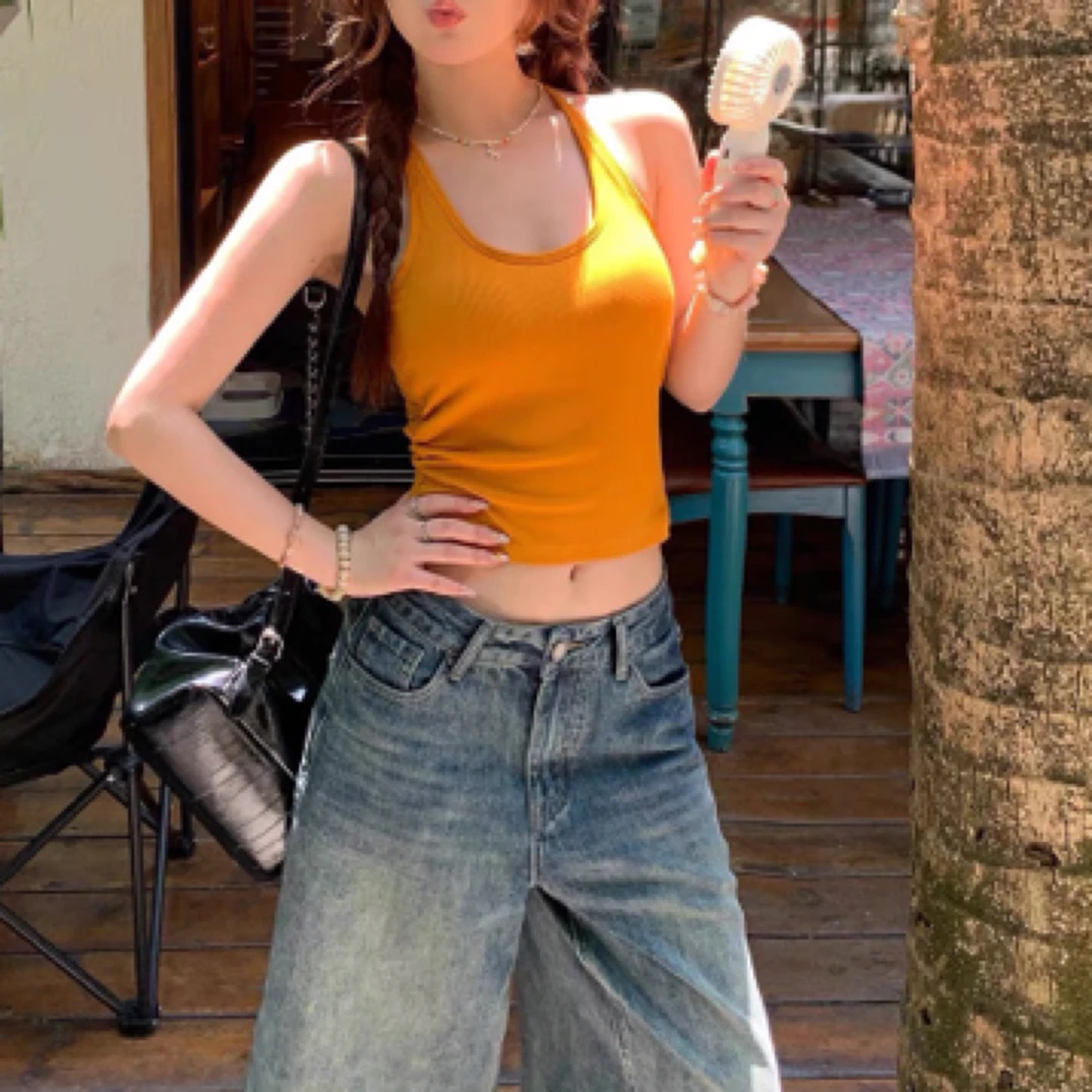 YanJie臻选· 「热辣因子」 深U领修身性感无袖背心