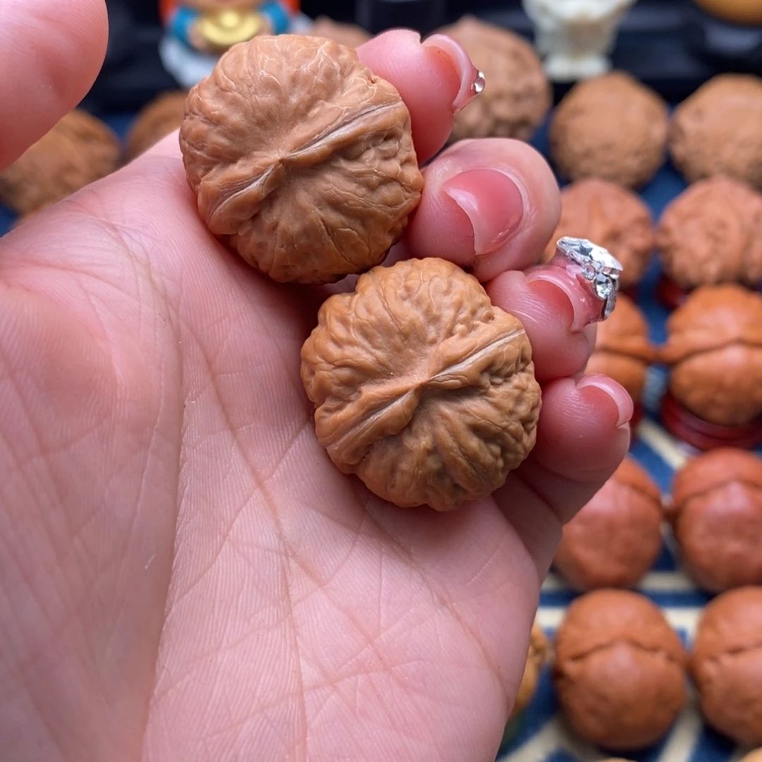 文玩核桃把件多****气精品小手捻