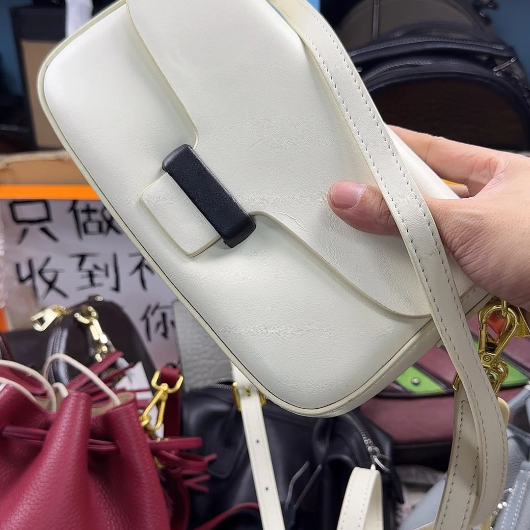 黄牛皮（革）头层牛皮山羊皮（革）