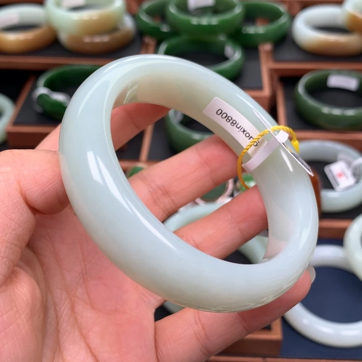 和田玉手镯未镶嵌60