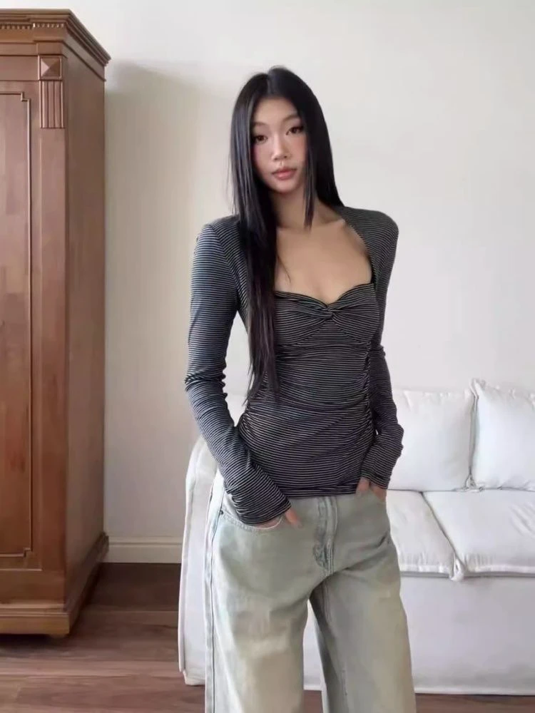 复古辣妹风条纹方领扭结褶皱长袖T恤女秋季新款百搭收腰显瘦上衣