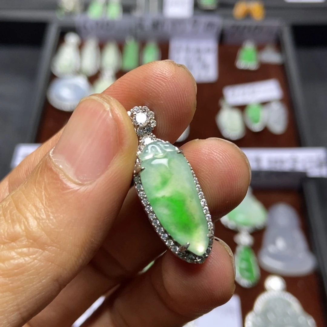 翡翠银S925镶嵌颈饰