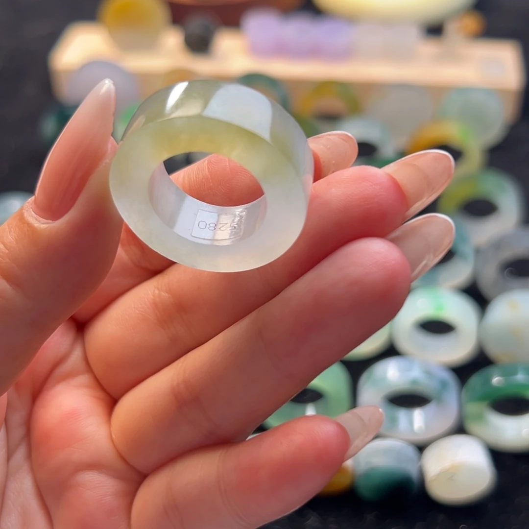 定制翡翠翡翠未镶嵌Q****C