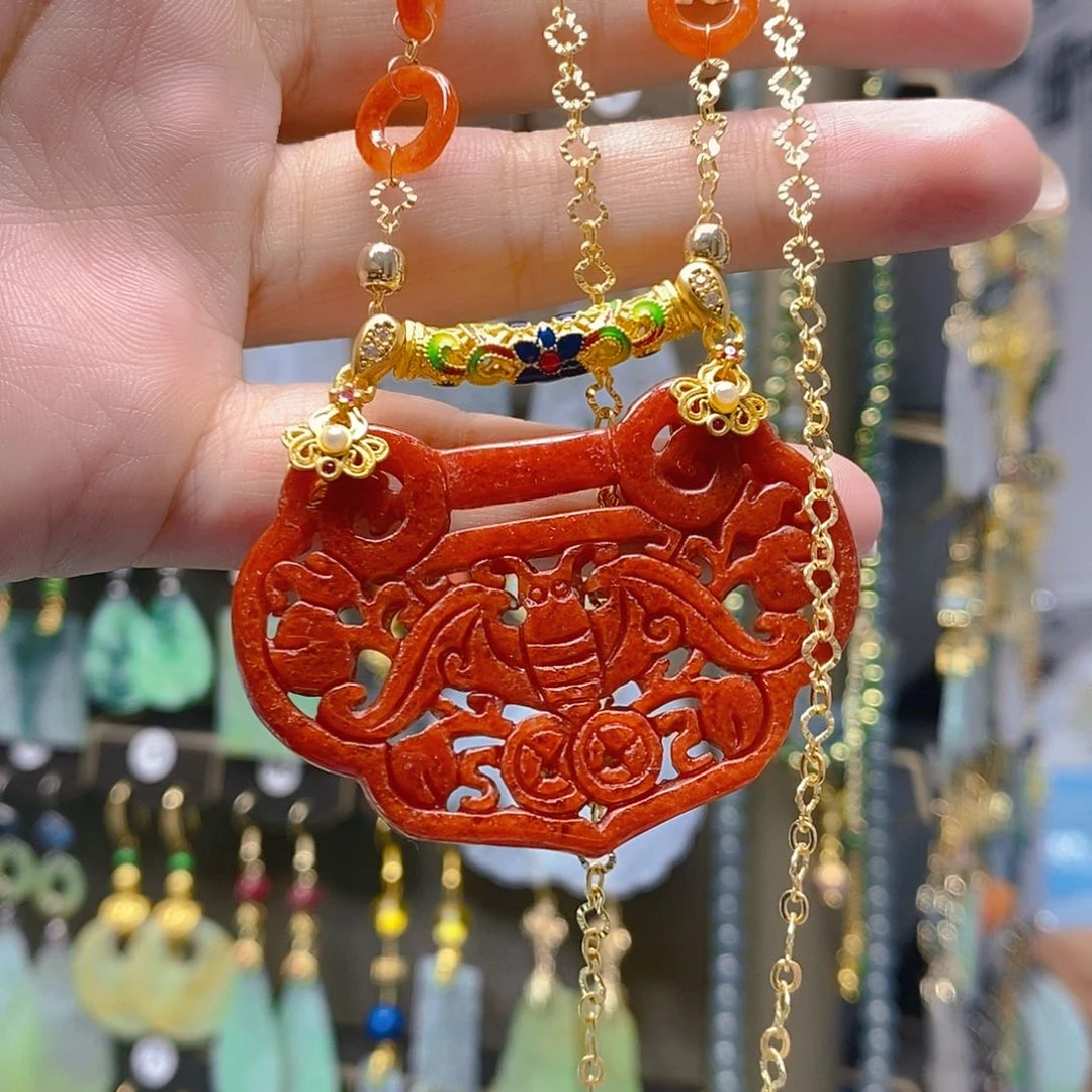 未镶嵌翡翠耳饰翡翠