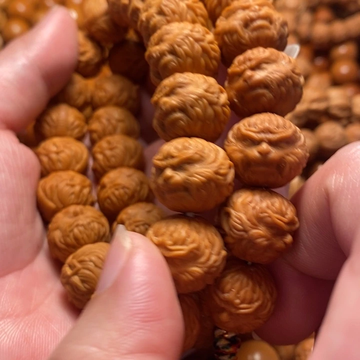 【闪购商品】猴头核桃手串向****看悟空