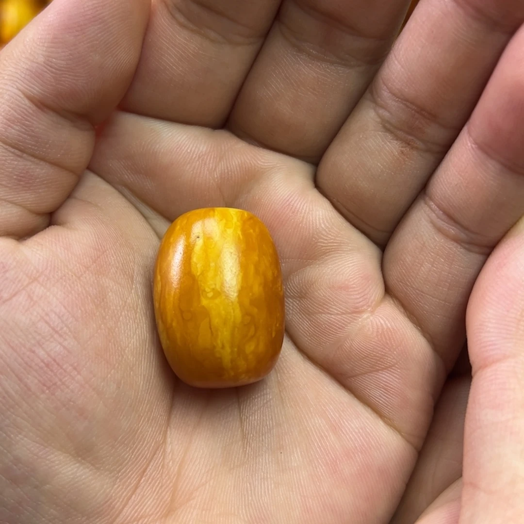 蜜蜡吊坠(不含链)未镶嵌