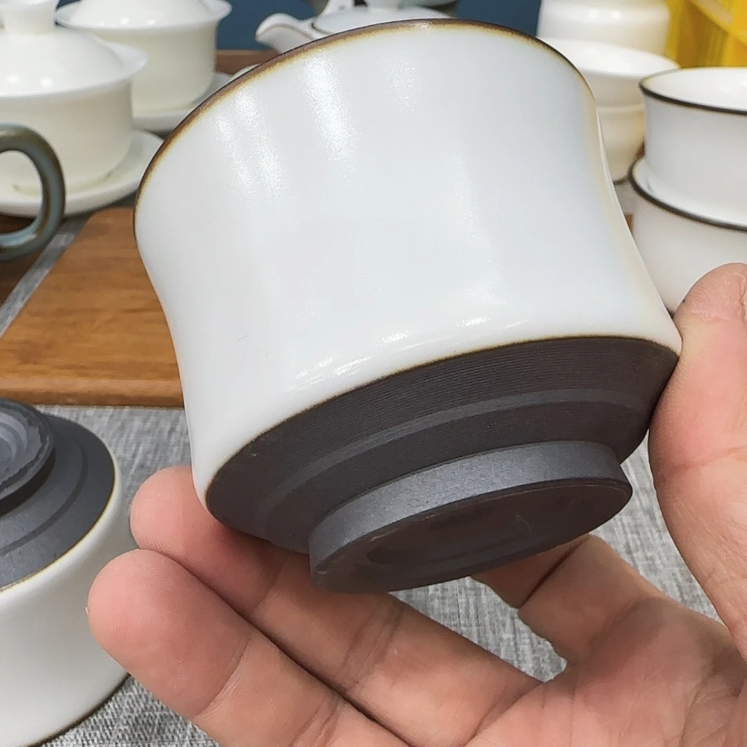 瓷片小微瑕发货。。。。。