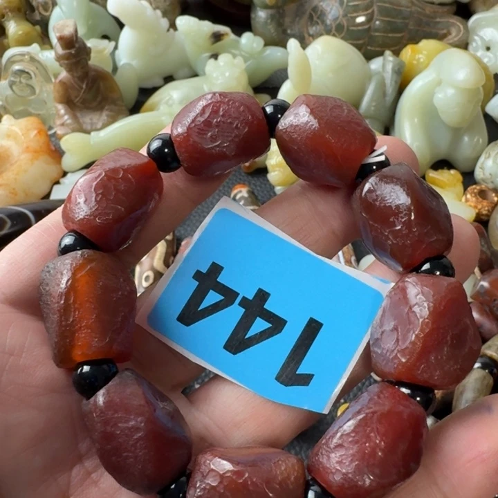 未镶嵌颈饰玛瑙/玉髓