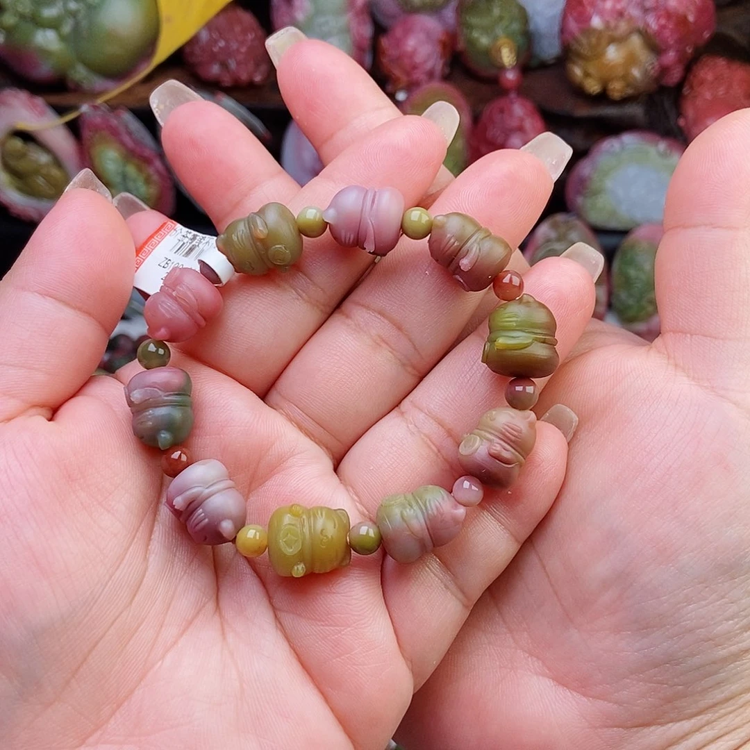 未镶嵌石英质玉（盐源）珠宝半成品