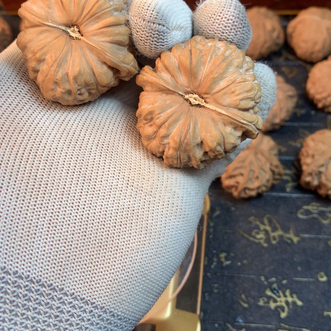 猴头核桃吊坠文玩核桃南瓜敦44