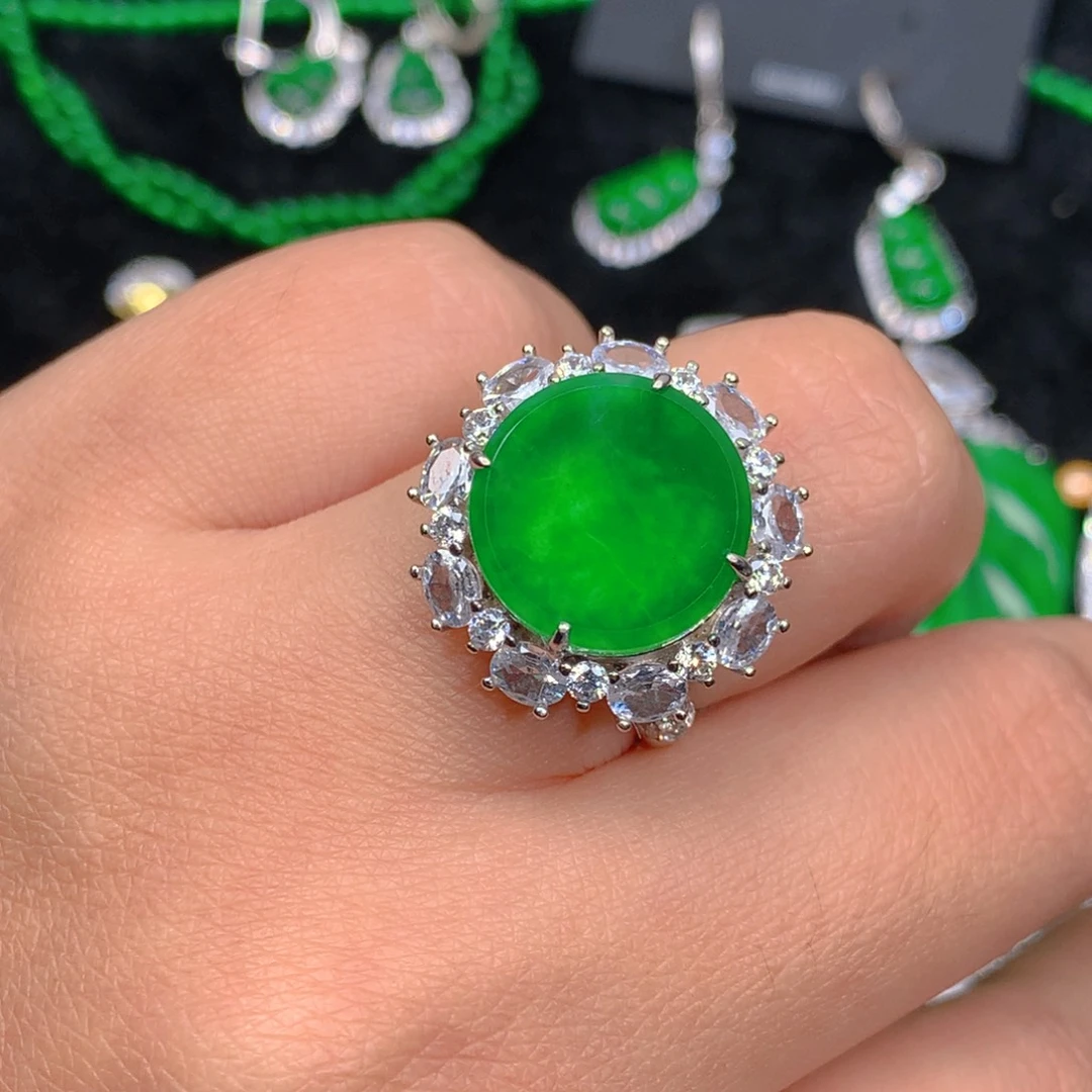 翡翠戒指银S925镶嵌翡翠