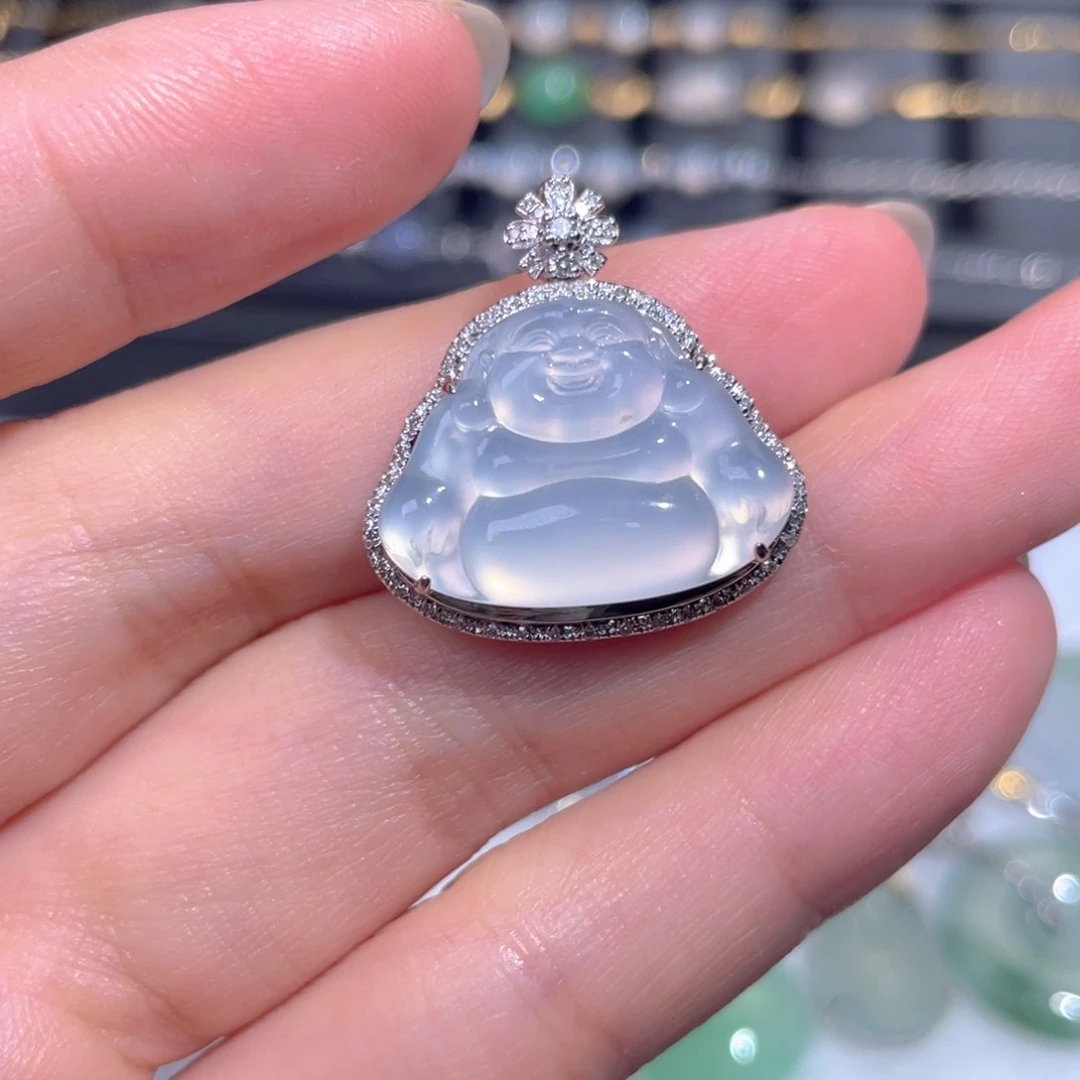 颈饰18K金镶嵌翡翠翡翠
