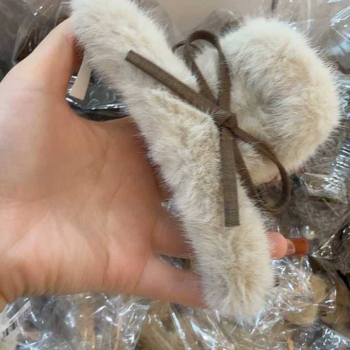 铁合金皮质灰色蝴蝶结毛大抓17
