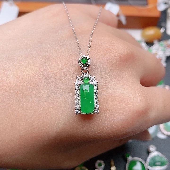 翡翠戒指银S925镶嵌无事牌吊坠