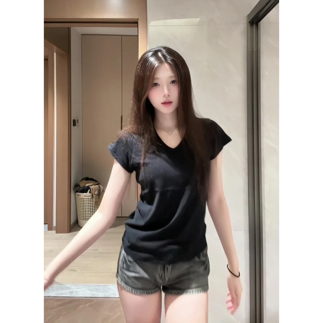 夏季新款爆款v领短袖t恤女辣妹性感修身显瘦极简风高腰短款上衣