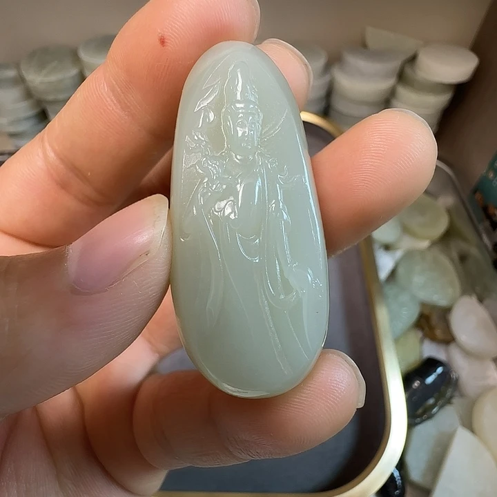 和田玉未镶嵌颈饰