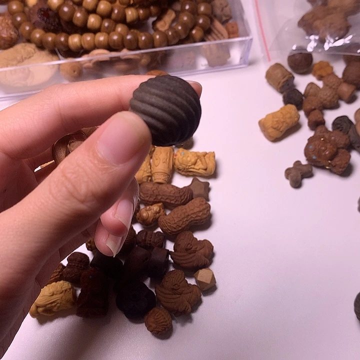 檀香木手串/手链檀香阴沉锤纹珠