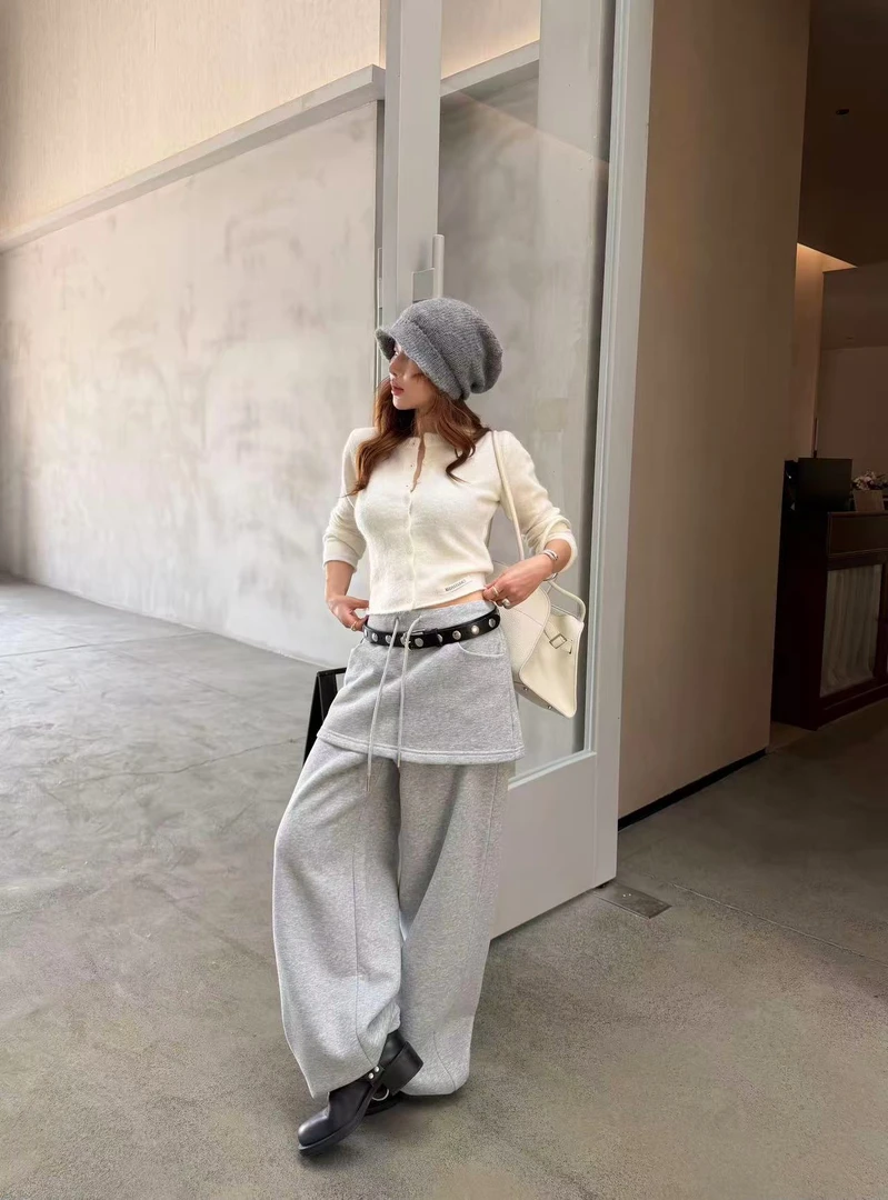 2025秋款软糯法式气质休闲简约圆领长袖针织开衫上衣修身显瘦毛衣