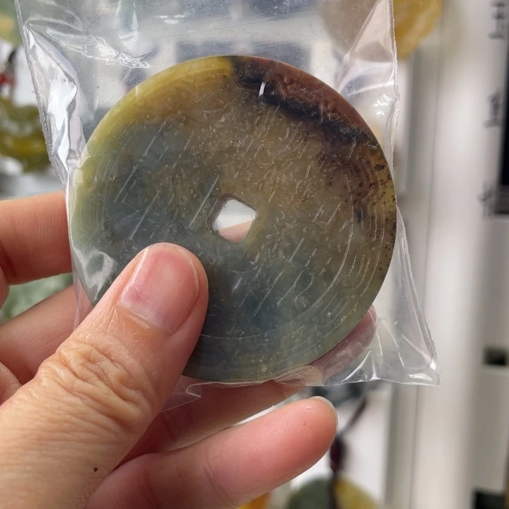 鶴****蛇纹石玉合金颈饰