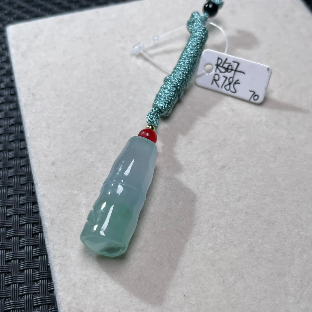 R785吊坠百搭男女款多样性发货其一
